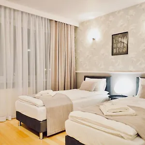 Jessapart- Babka Tower Apartment ורשה